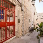 Casa Vlatka-cozy & * Hvar Town