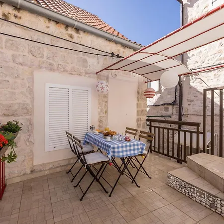 Casa Vlatka-cozy & Daire