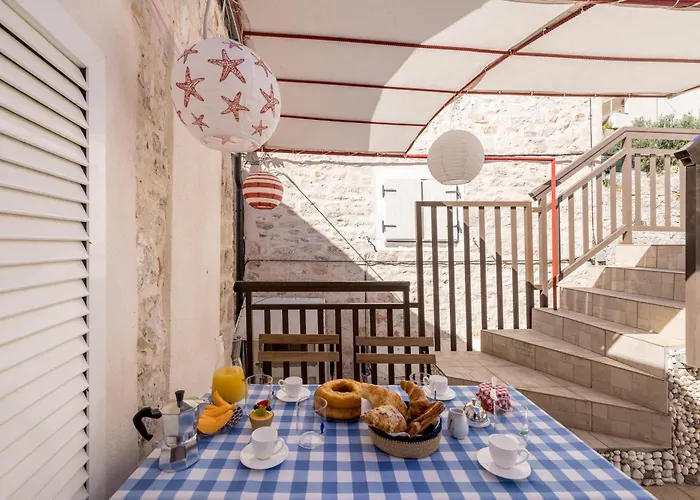 Апартаменти Casa Vlatka-cozy & *