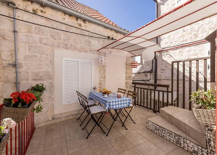 Casa Vlatka-cozy & Апартаменти