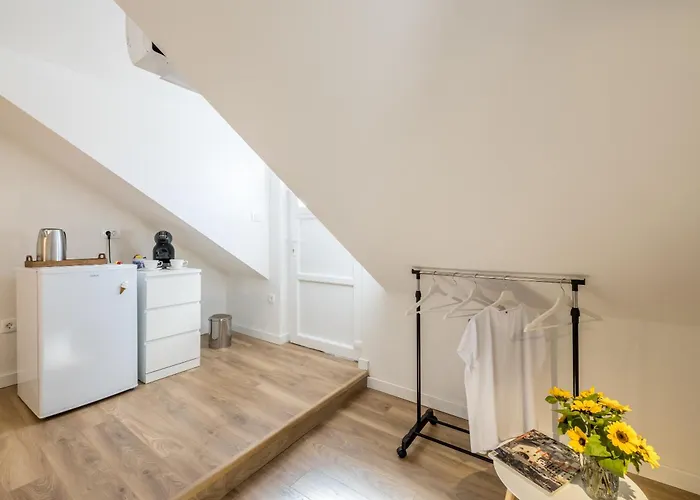 Casa Vlatka-cozy & Апартаменти Хвар