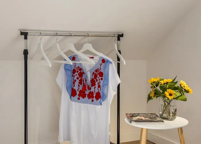 Апартаменти Casa Vlatka-cozy & Хвар