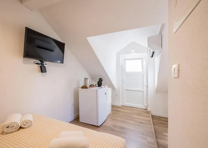 Casa Vlatka-cozy & Hvar Town